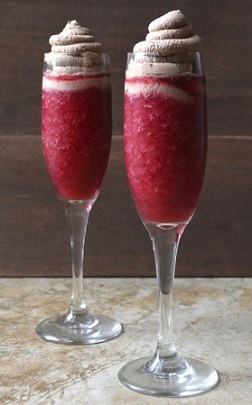 5 Wine Slushies to cool your Summer! - KidTrail Recipe